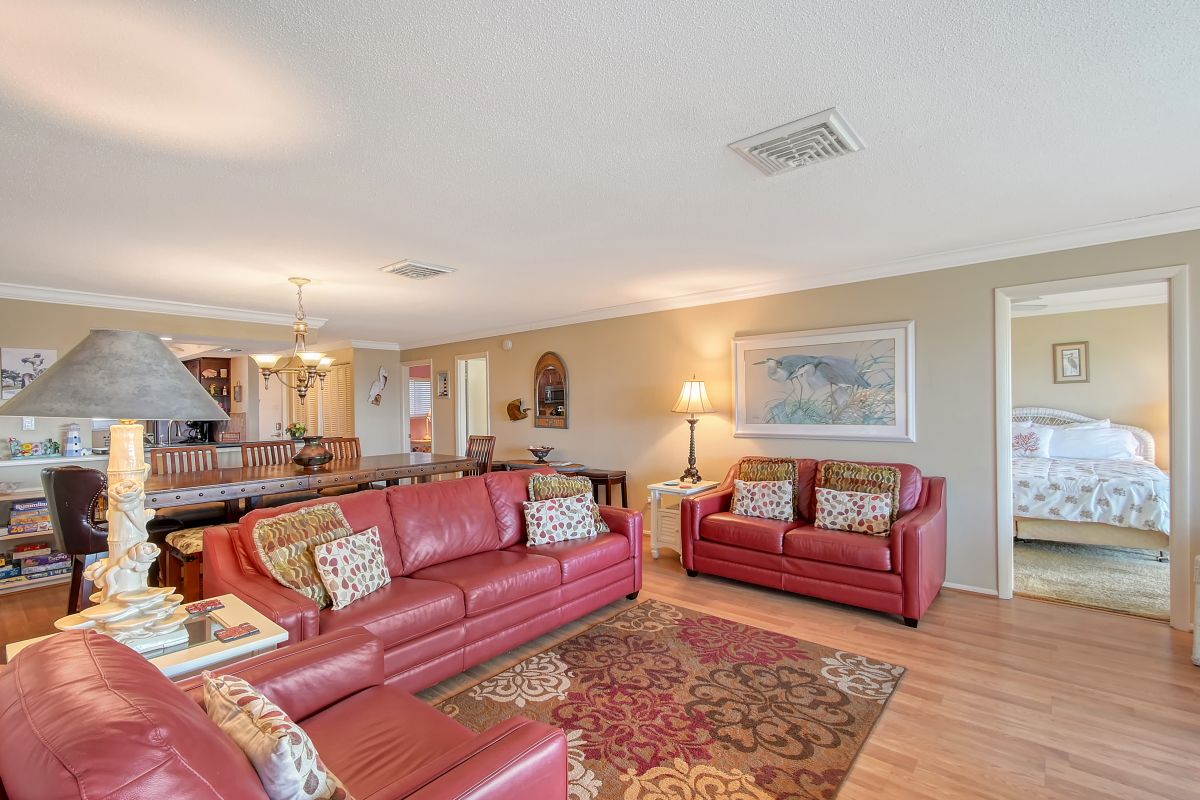 2C | Siesta Key, FL | Crescent Royale Condominiums